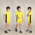 လက္ကားဘောလုံးယူနီဖောင်းအဖွဲ့ကလပ်ဘောလုံးအသင်းဝတ်ထားသည်